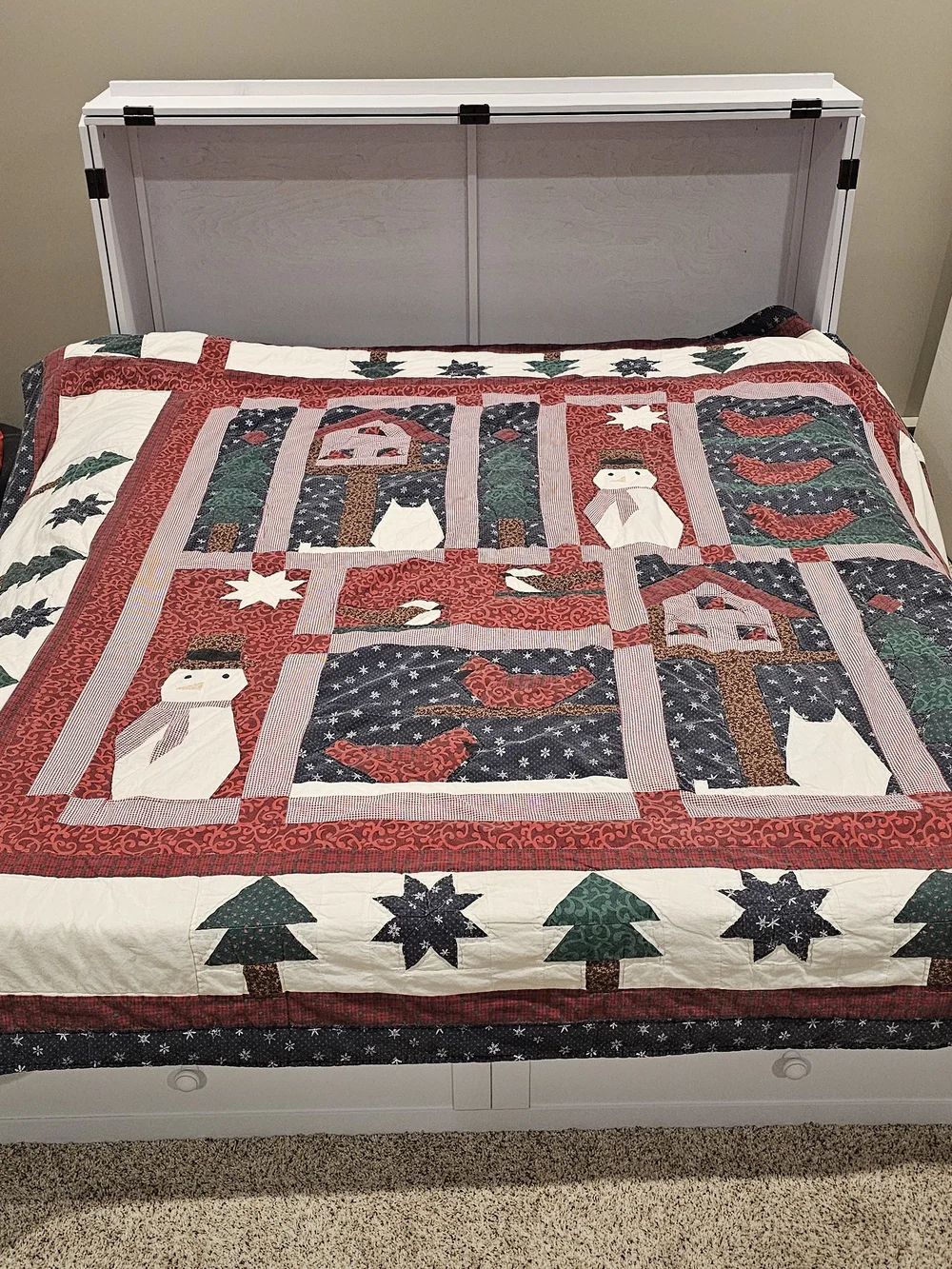 Holiday Patchwork Quilt - Red, Green & Navy Winter Design